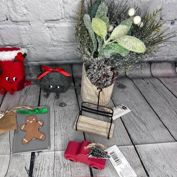 Winter Holiday Ornaments Plant Stocking Glass Tree Christmas Décor 7 Piece Lot - Picture 5 of 6